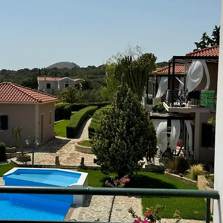 Oneira Holiday home
